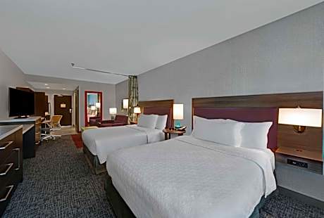 Queen Studio with Two Queen Beds - Non-Smoking