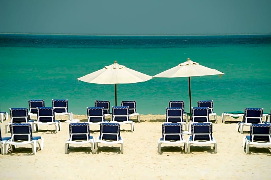 Ixchel Beach Hotel