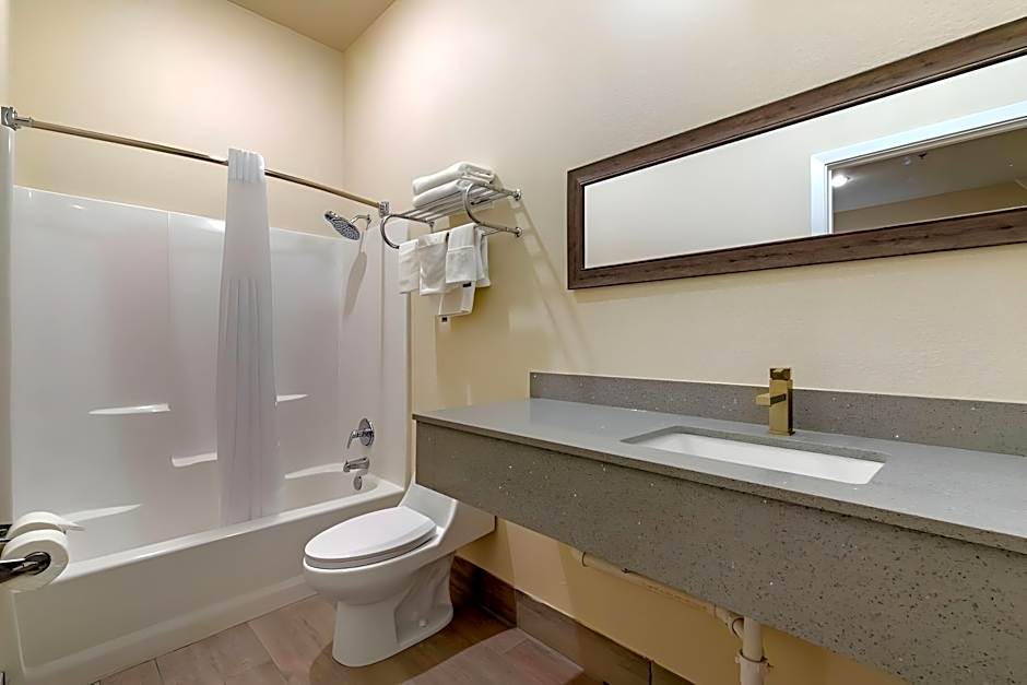 Quality Inn & Suites