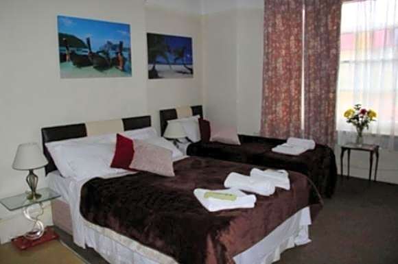 The Crystal Lodge Hotel