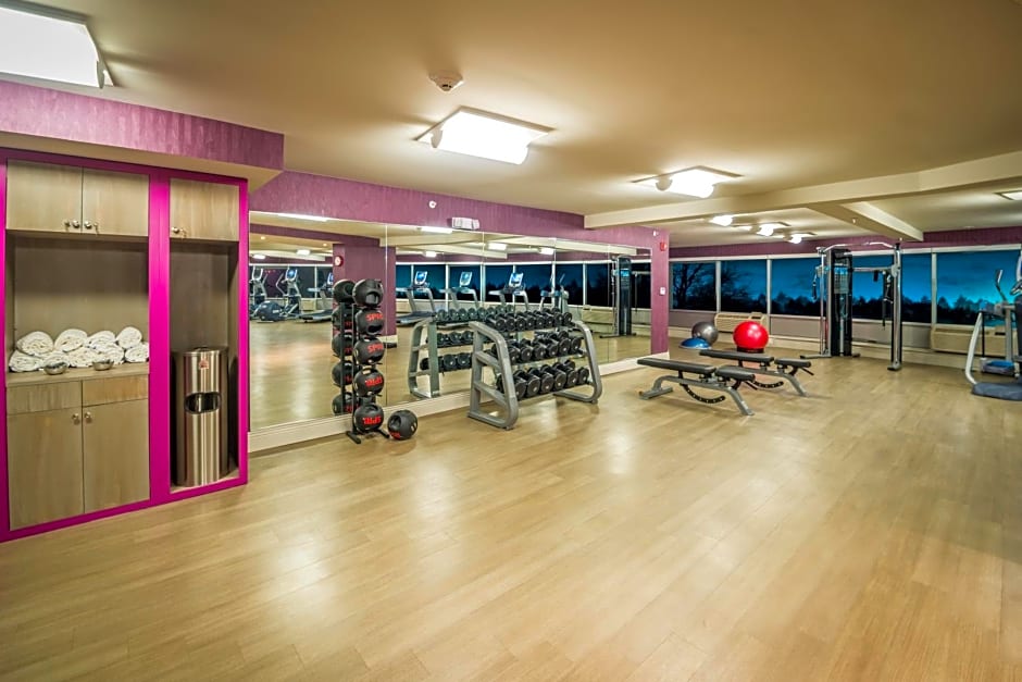 Crowne Plaza Saddlebrook By IHG