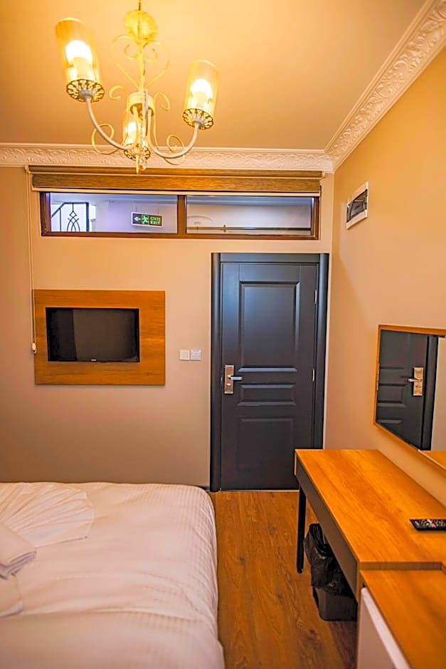 Grand Balyan Hotel & Restaurant