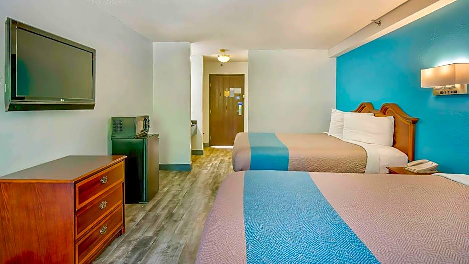 Motel 6-Grand Rivers, KY