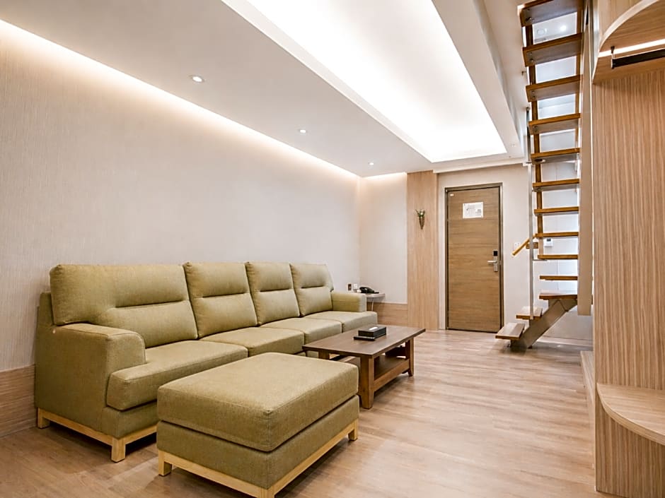 Fengchia INNK Hotel