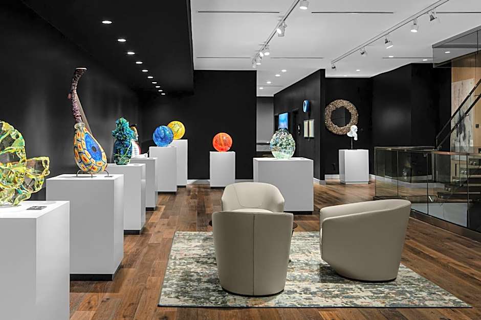 Glass Light Hotel & Gallery, Autograph Collection