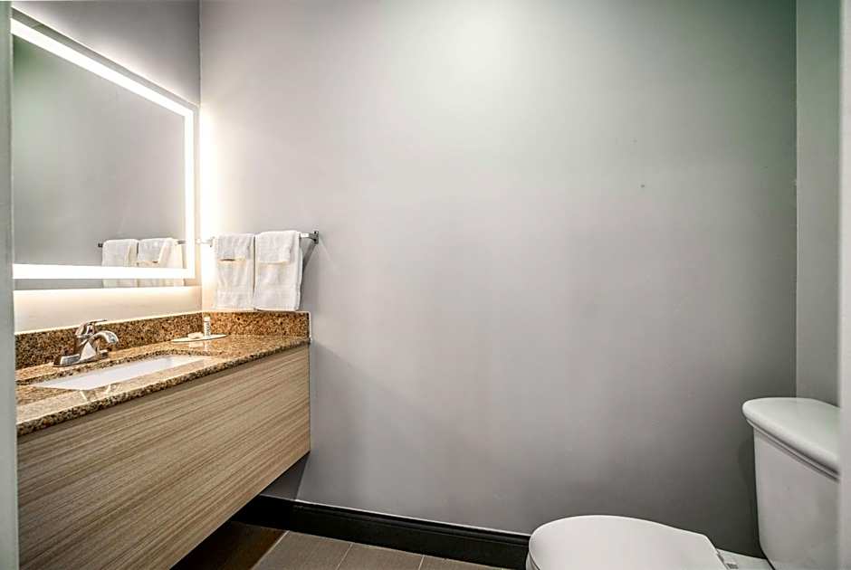 Travelodge Inn & Suites by Wyndham Bell Los Angeles Area