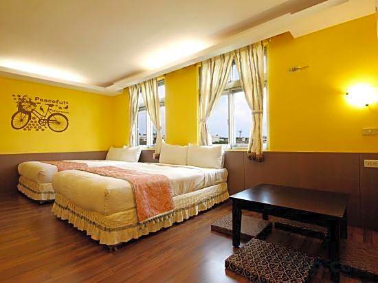 TS Hotel