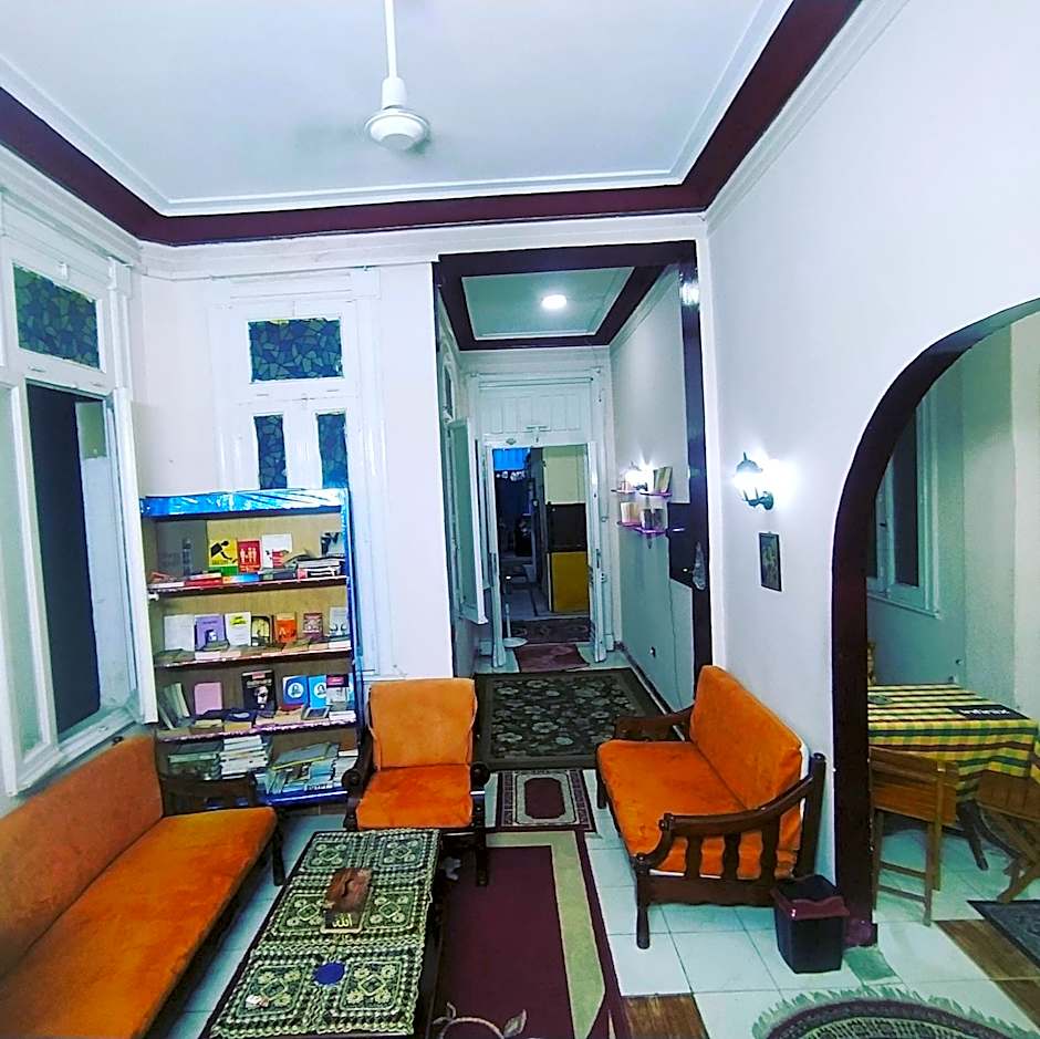 Transit Alexandria Hostel