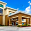 La Quinta Inn & Suites by Wyndham Gonzales