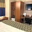Microtel Inn & Suites By Wyndham Fond Du Lac
