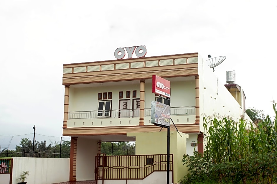 Hotel O Sopou Penginapan Rinal & Tuah