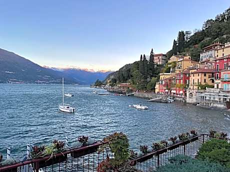 Varenna by Foot