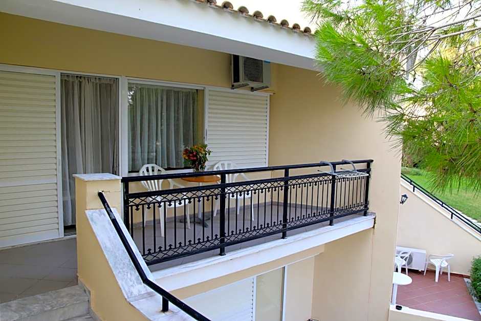 Zdjęcie 1 z 3 — Quintuple Room (5 Adults)
