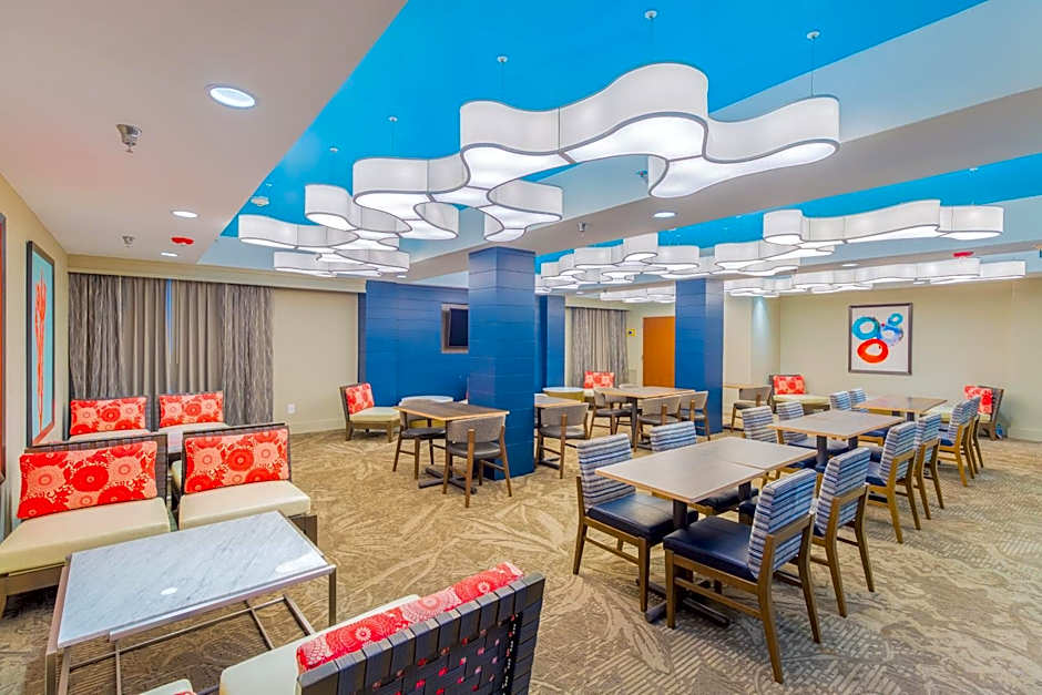 Holiday Inn Express Orange Beach - On The Beach By IHG
