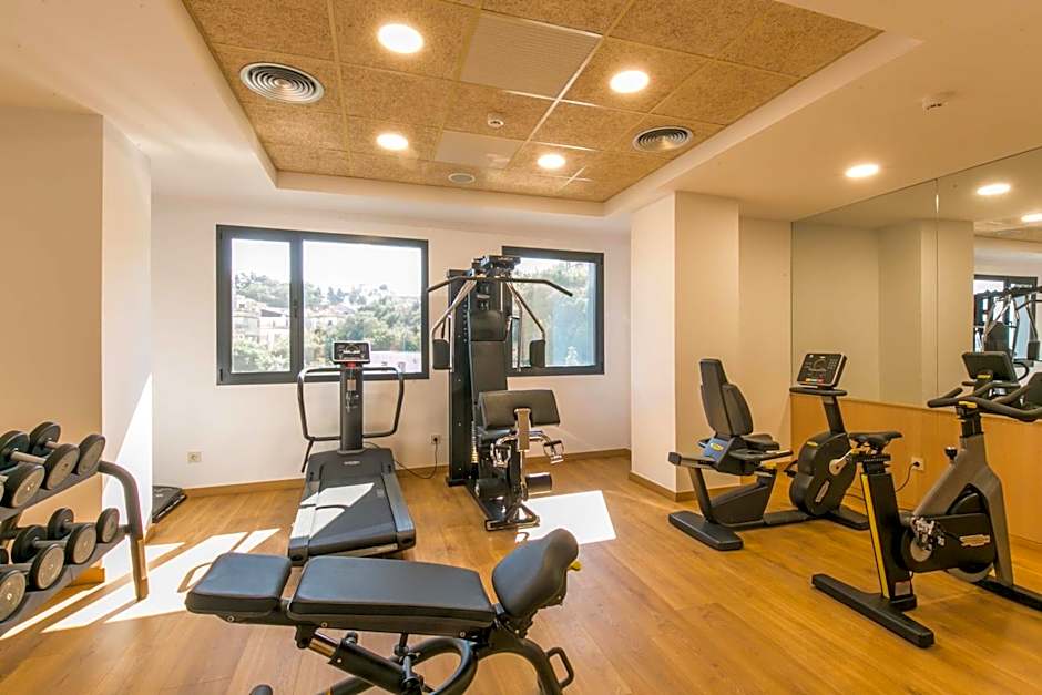 Lamaraz Hotels