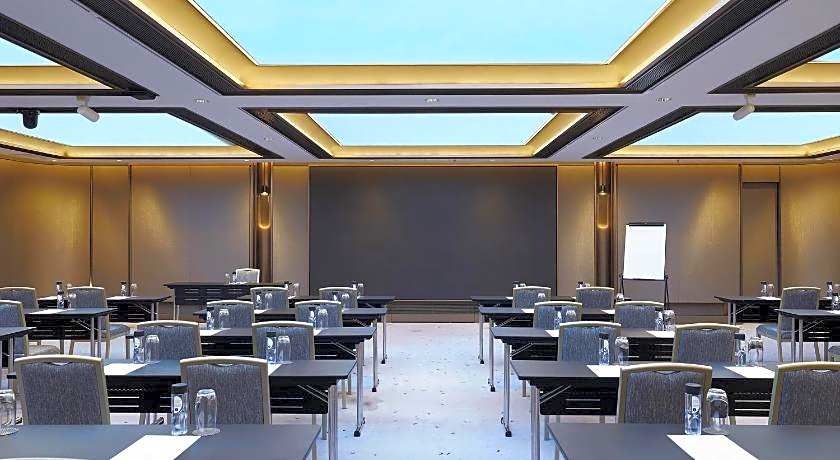 Novotel Century Hong Kong