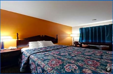 Double Room with Two Double Beds - Smoking