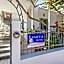Kamelia Hotel