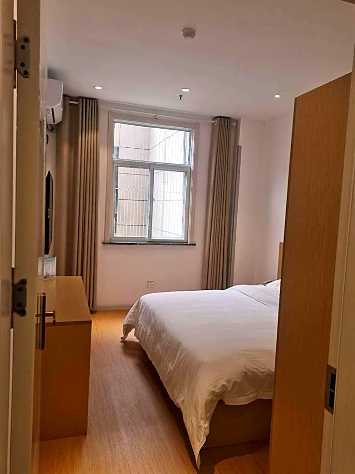 GreenTree Inn Tongchuan Yaozhou District New District Hospital