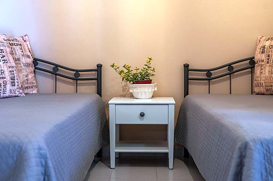 Studios Rania - Rania Studios & Apartments