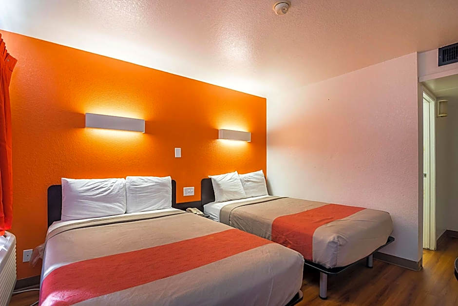 Motel 6-Bessemer, AL - Birmingham