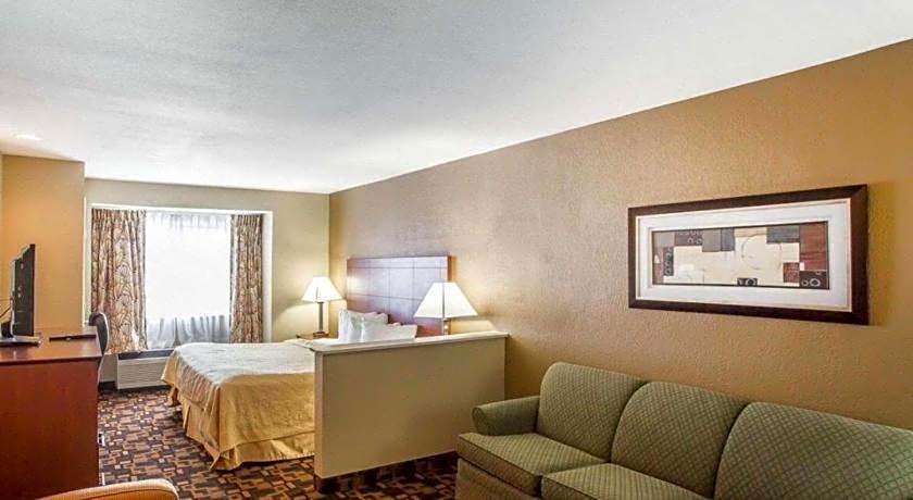 Quality Inn & Suites Mt. Juliet
