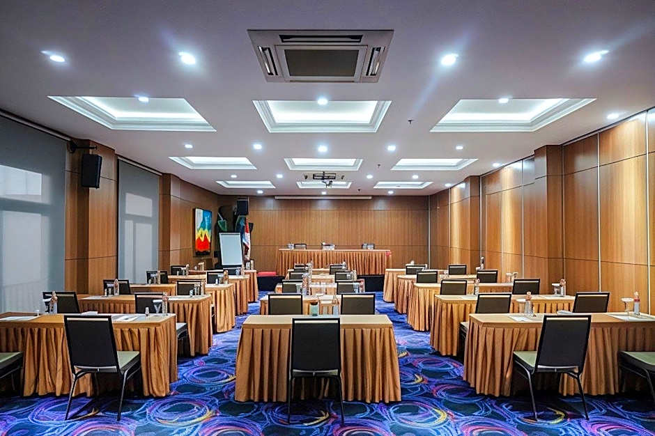 Sotis Hotel Falatehan