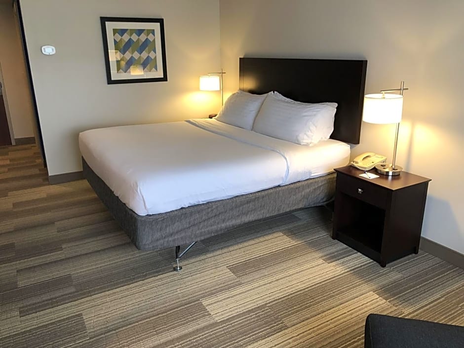 Holiday Inn Express Dayton By IHG