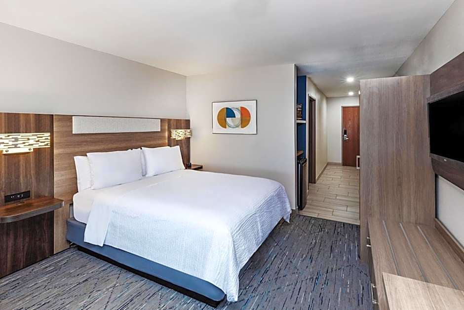 Holiday Inn Express Hotel & Suites Laredo-Event Center Area By IHG