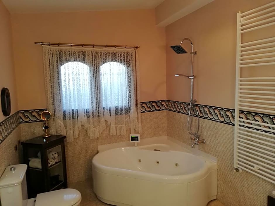 Villa Luisa – Montoro Inferiore, WY