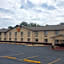 Super 8 by Wyndham Warrensburg