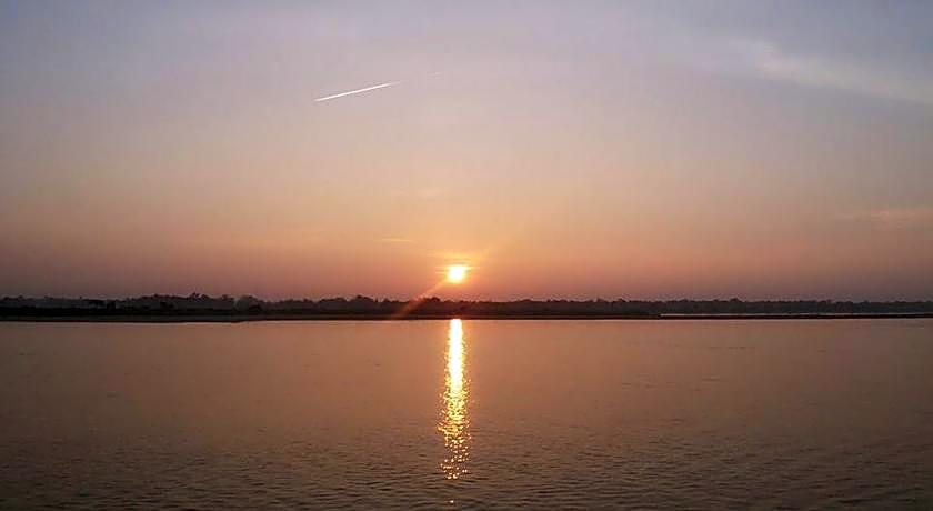That Phanom River View Hotel