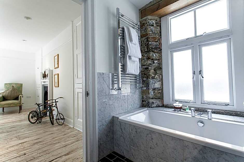 ANRÁN at Tidwell Farm