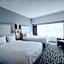 DoubleTree By Hilton Guest Suites & Conf. Center Chicago Downers Grove