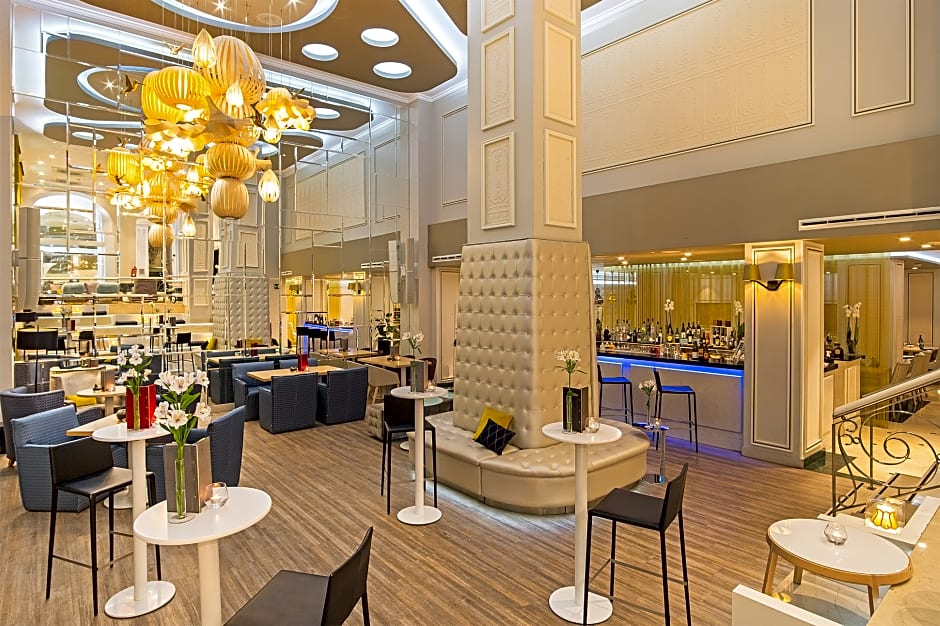 NH Collection Madrid Abascal