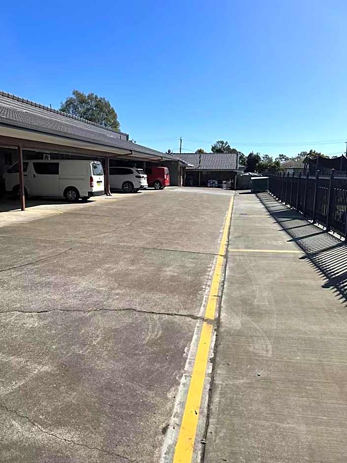 Oxley Motor Inn