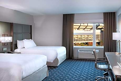 Queen Room with Two Queen Beds and View