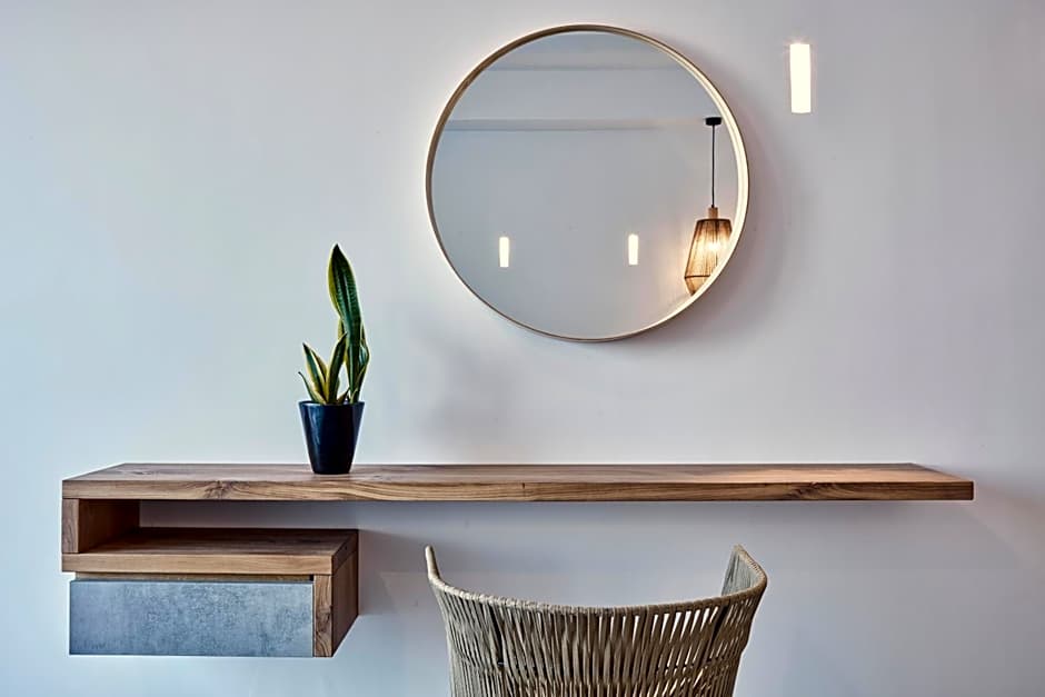 Callia Retreat Suites - Adults Only