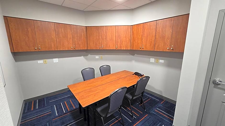 Hampton Inn By Hilton & Suites Chicago Deer Park