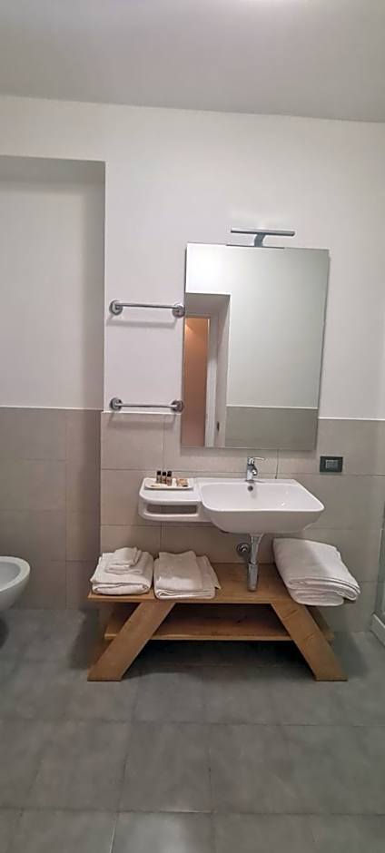 215 addaura luxury room