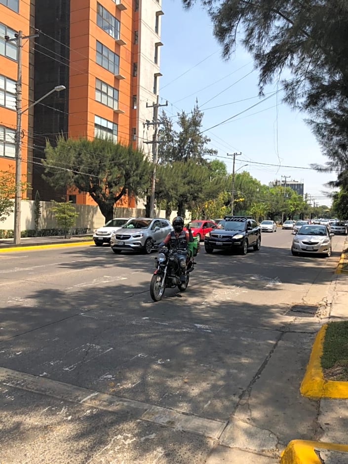 Hostal Guadalajara Cosmopolitan Providencia