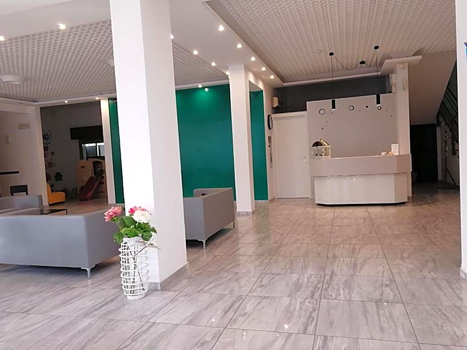 Hotel Atmosfere Beach