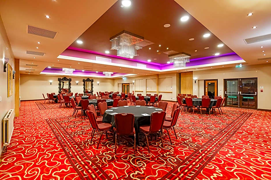 Gloucester Robinswood Hotel By Sunday
