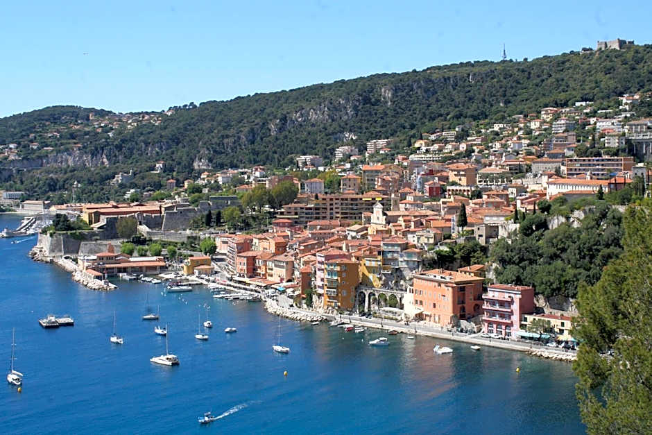 Hôtel La Villa Patricia - Charme et Tradition