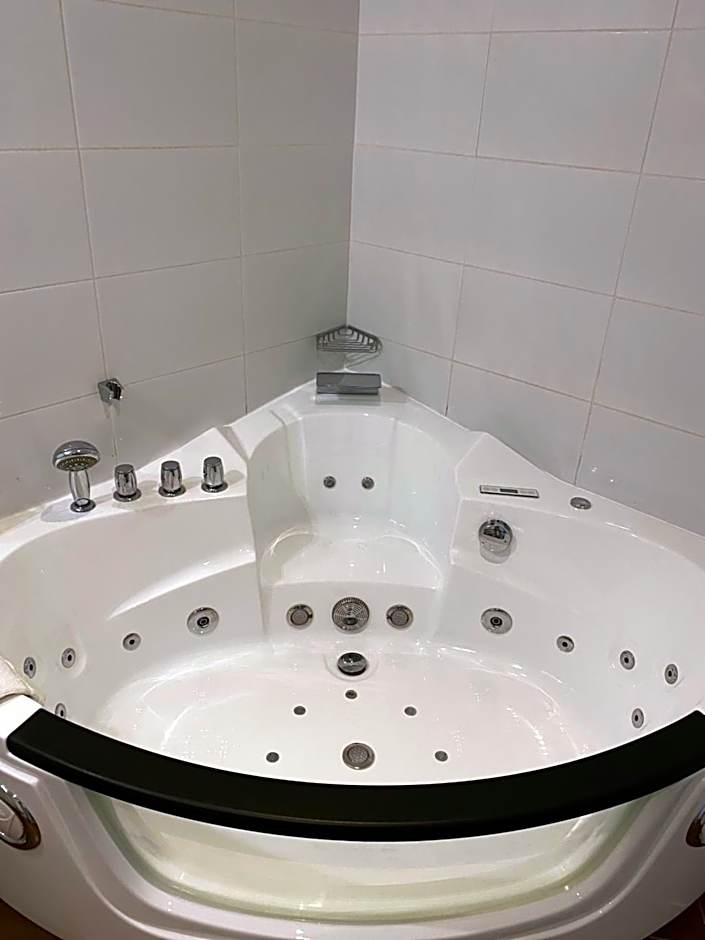 The Originals City, Hôtel Les Dômes, Perpignan Sud Saleilles