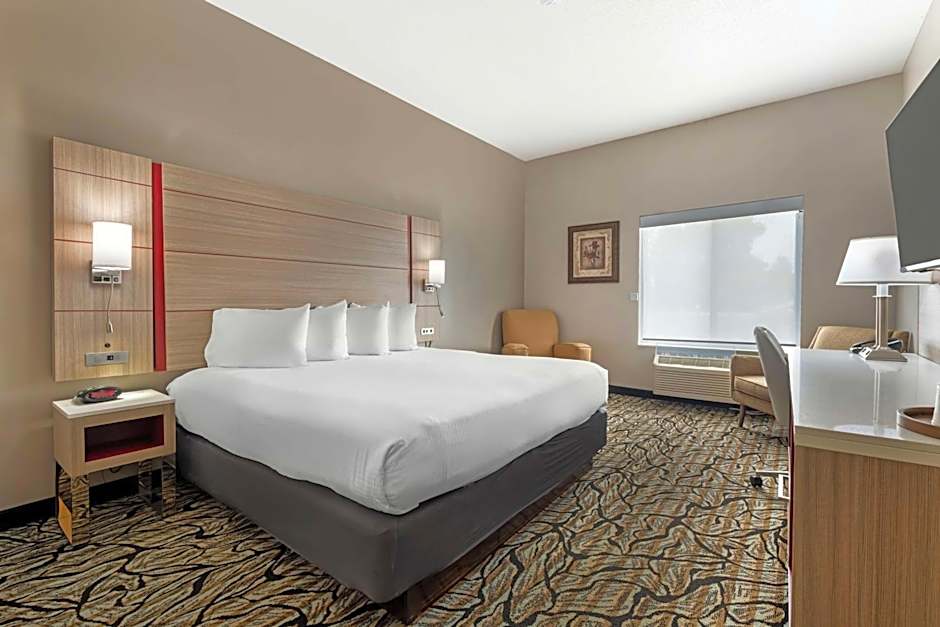 Best Western Plus Albert Lea I-90/I-35 Hotel