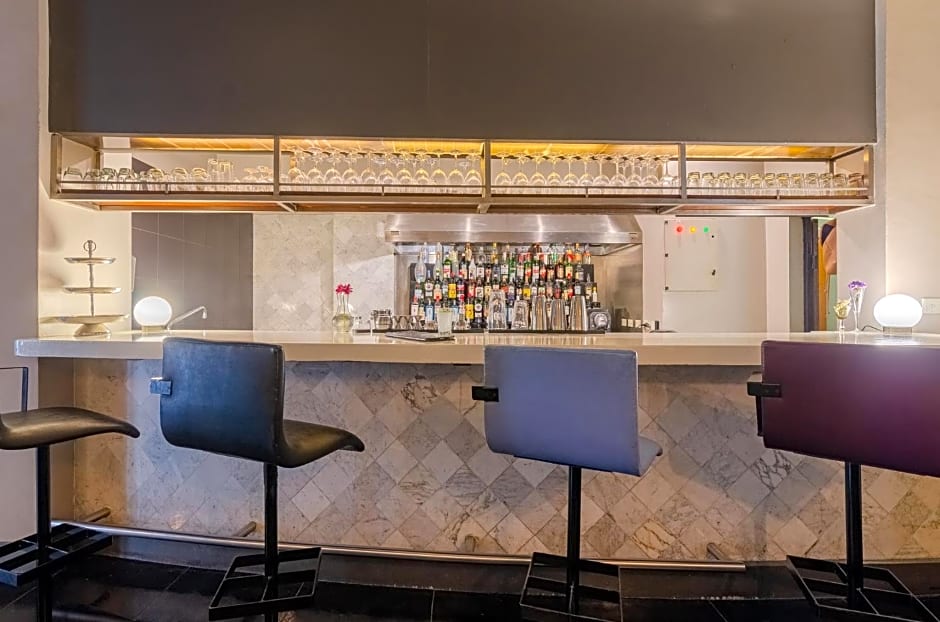 Prodeo Hotel + Lounge