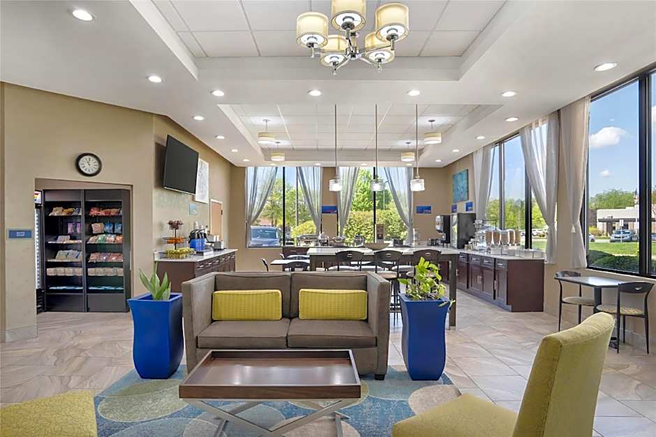 Best Western Inn & Suites Monroe