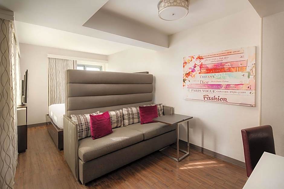 Embassy Suites By Hilton New York Midtown Manhattan