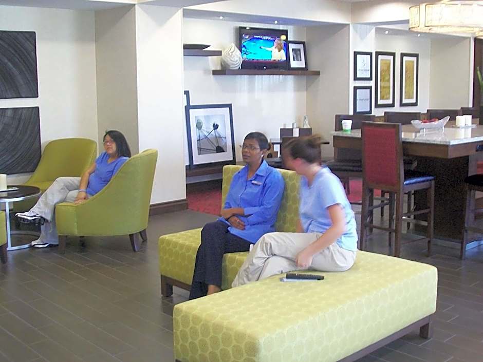 Hampton Inn By Hilton Ozark